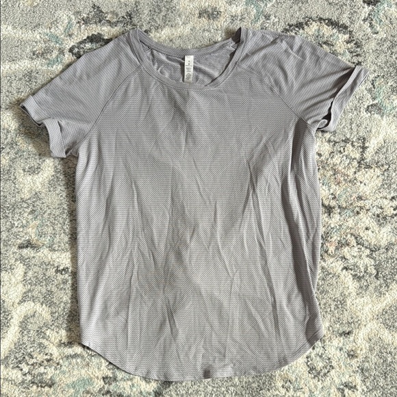 lululemon athletica Tops - Lululemon Tie Back Tee